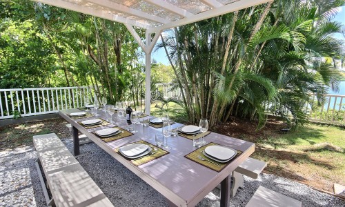 Trois-Îlets - Villa 4 ou 6 chambres en bord de mer avec piscine
